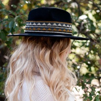 Knitted braid