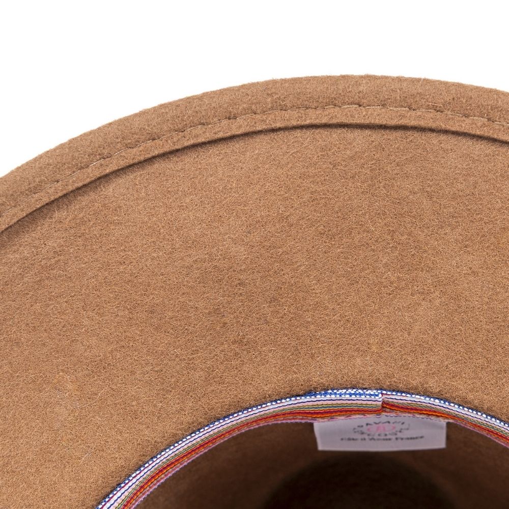 Felt fedora hat leather strop, stitched brim