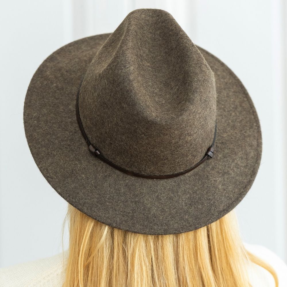 Felt fedora hat leather strop, stitched brim