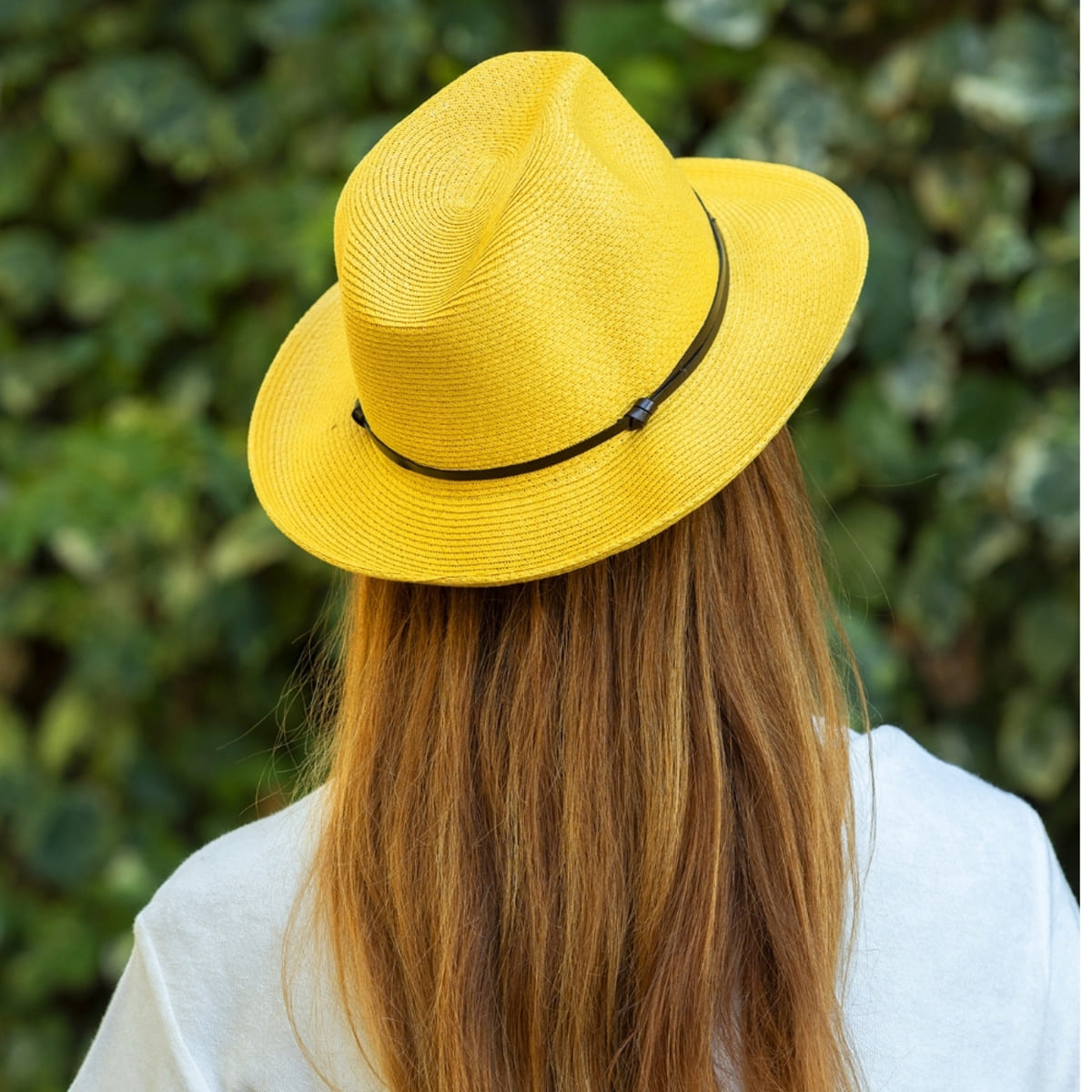 CHAPEAU PAPIER LIEN CUIR