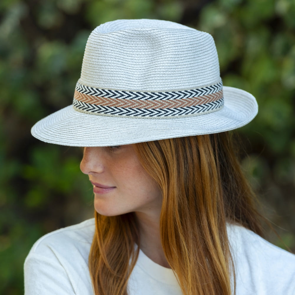 Chapeau papier ruban large