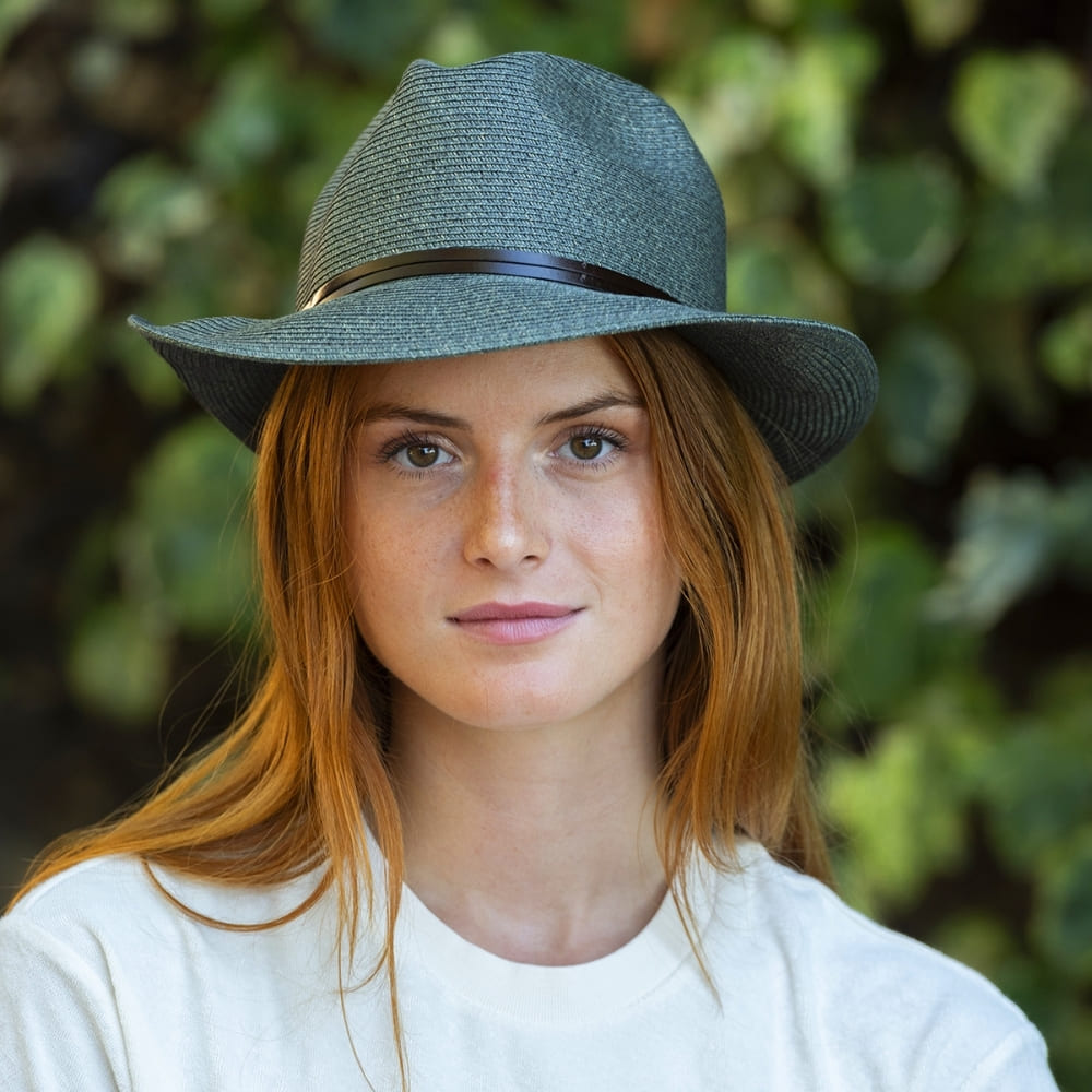 CHAPEAU PAPIER LIEN CUIR