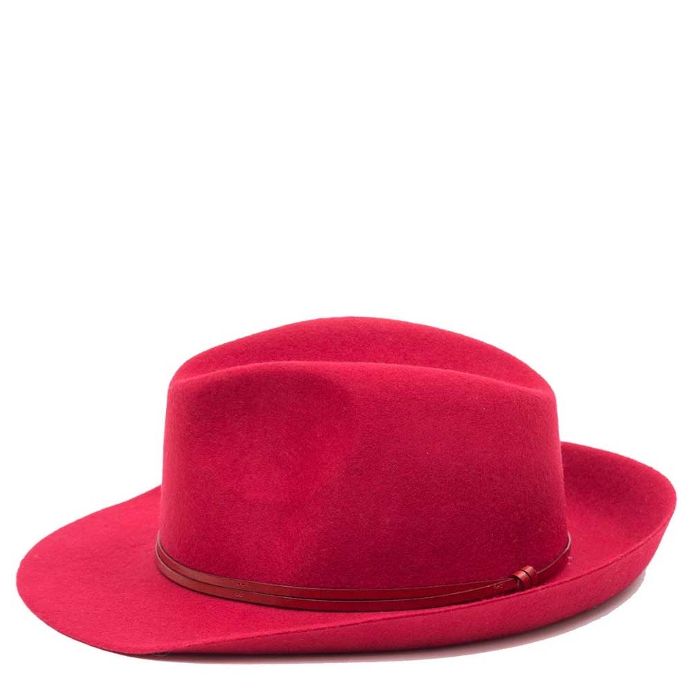 Chapeau feutre, lien cuir, bord non cousu