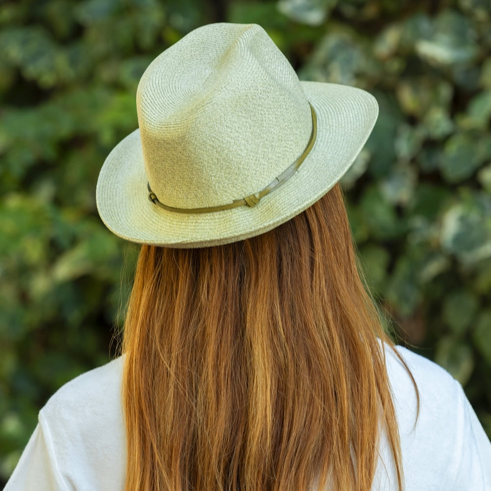 CHAPEAU PAPIER LIEN CUIR