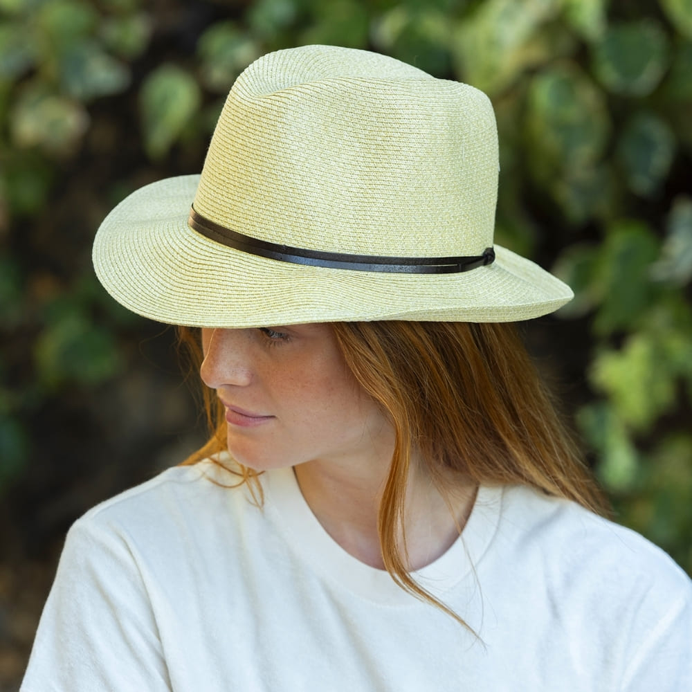 CHAPEAU PAPIER LIEN CUIR