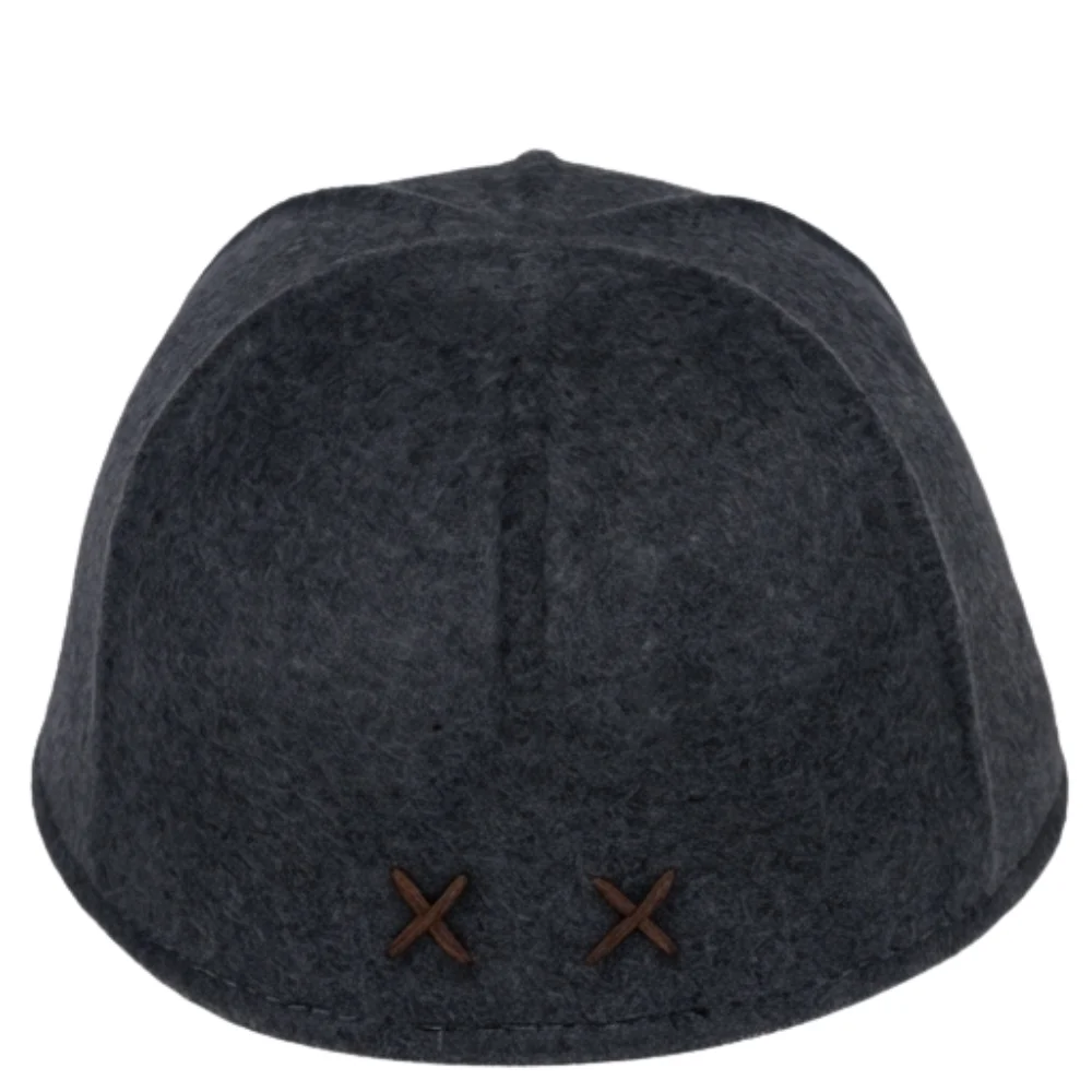 Felt caps