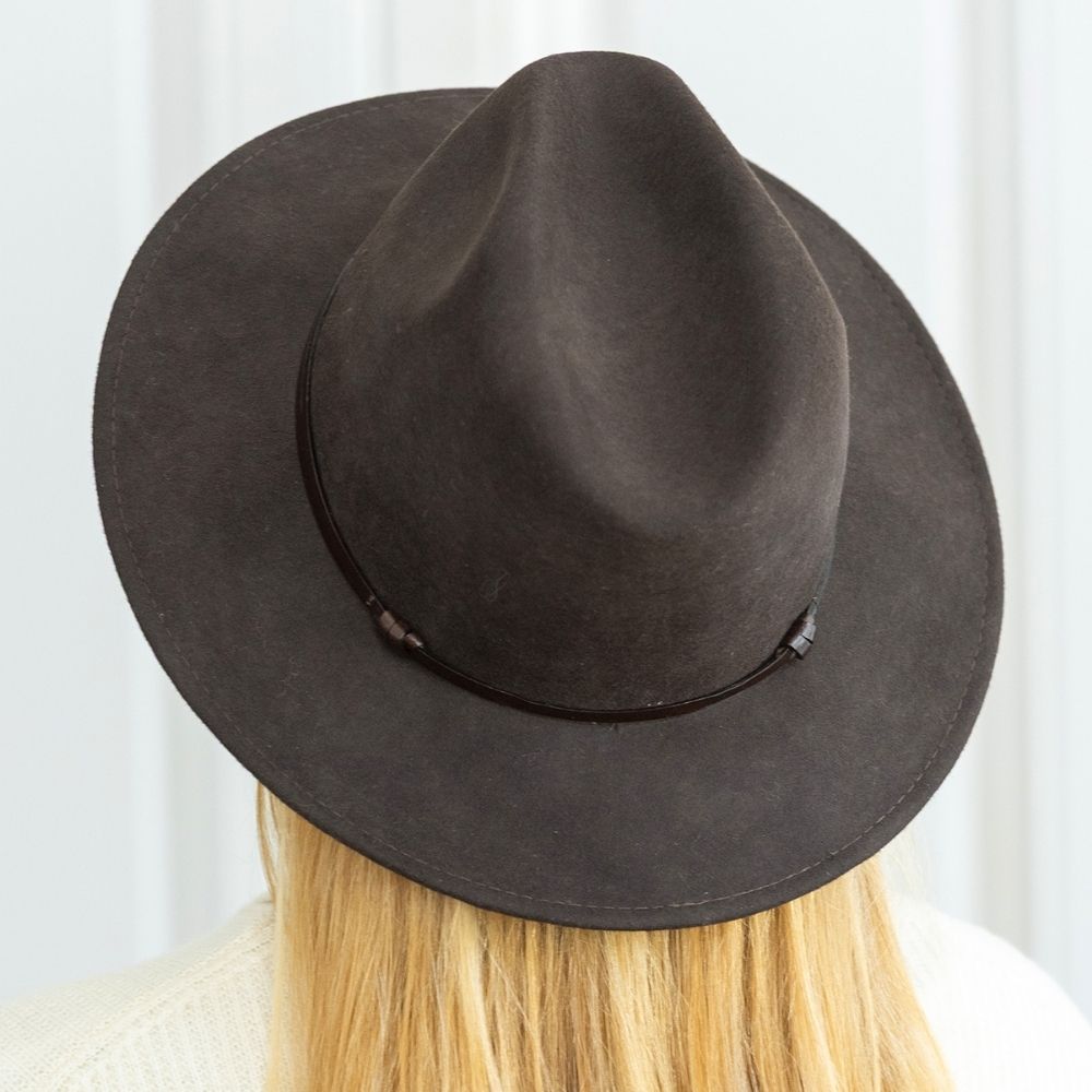 Felt fedora hat leather strop, stitched brim