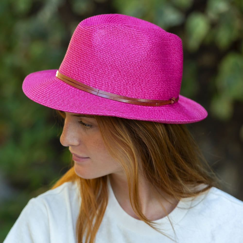 CHAPEAU PAPIER LIEN CUIR