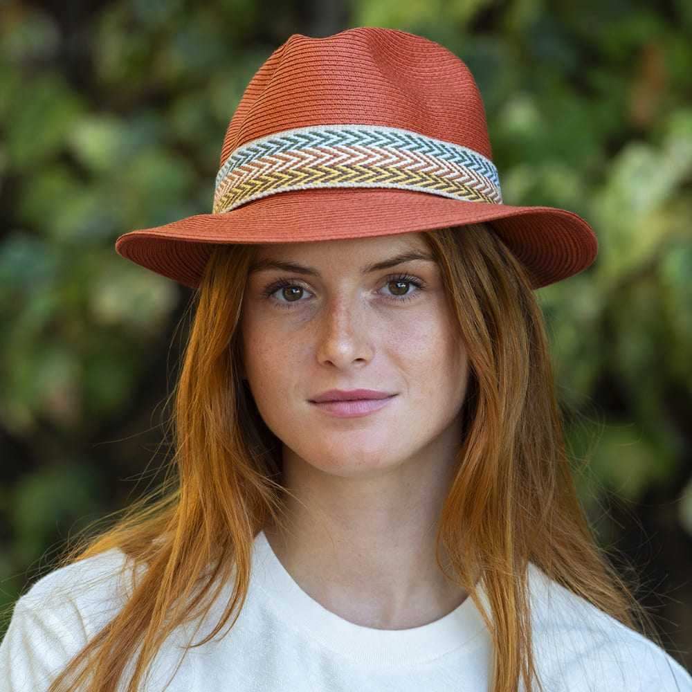 Chapeau papier ruban large