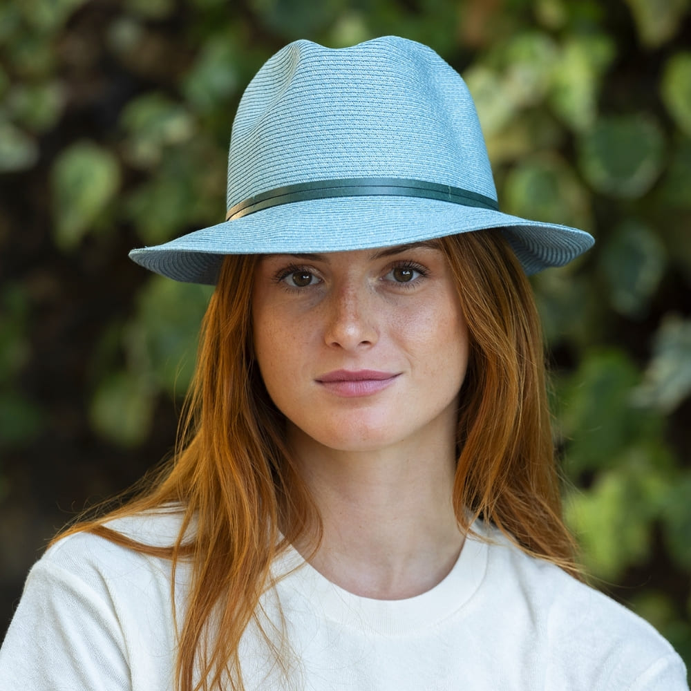 CHAPEAU PAPIER LIEN CUIR