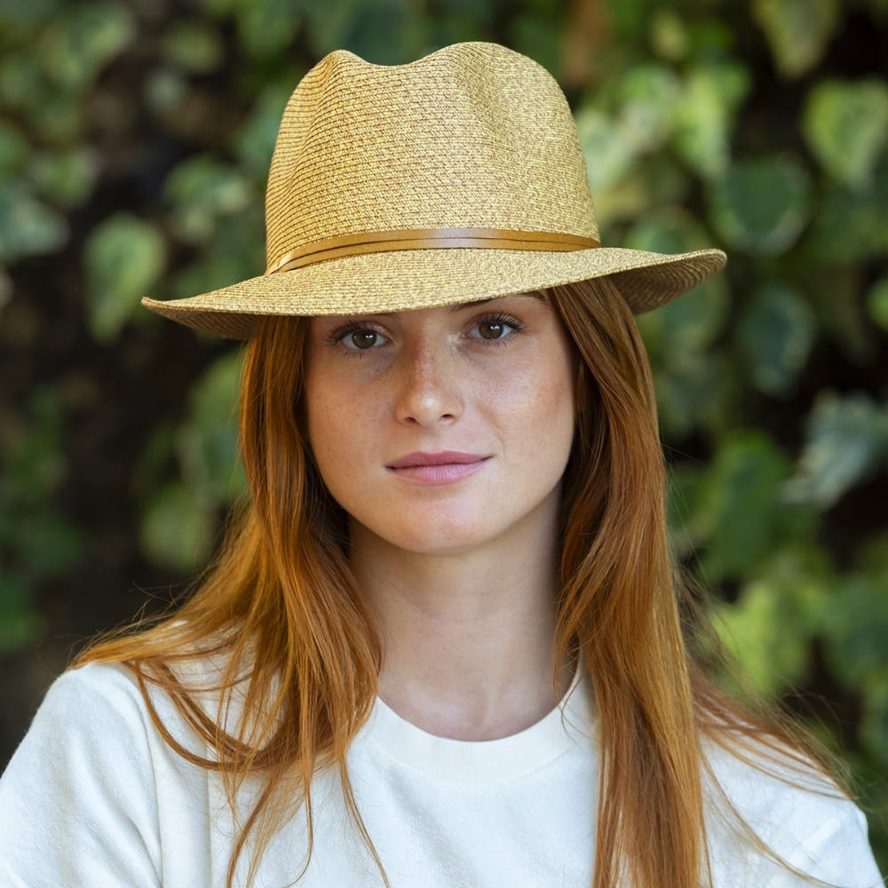 CHAPEAU PAPIER LIEN CUIR