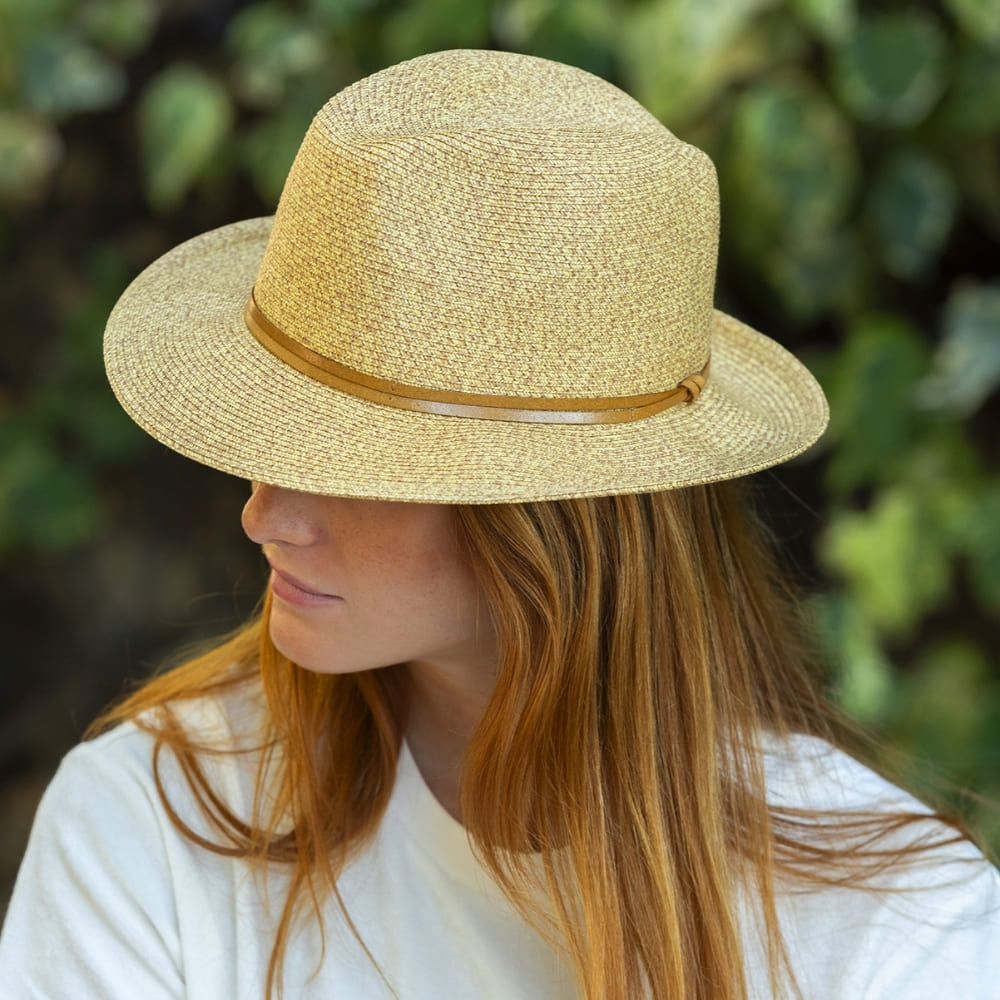 CHAPEAU PAPIER LIEN CUIR