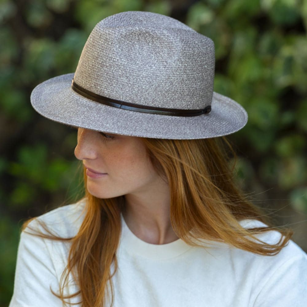 CHAPEAU PAPIER LIEN CUIR
