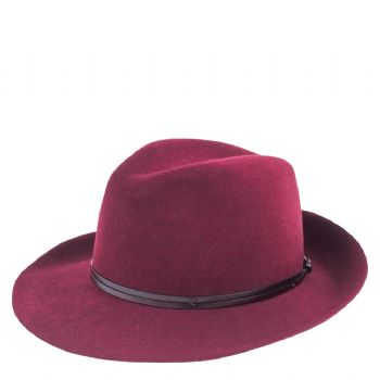 Chapeau feutre, lien cuir, bord non cousu